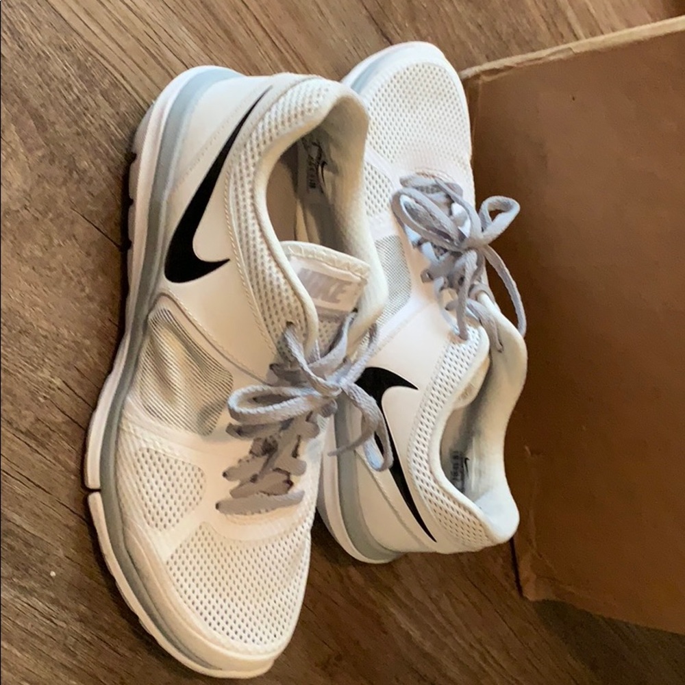 Nike Flex Free Run